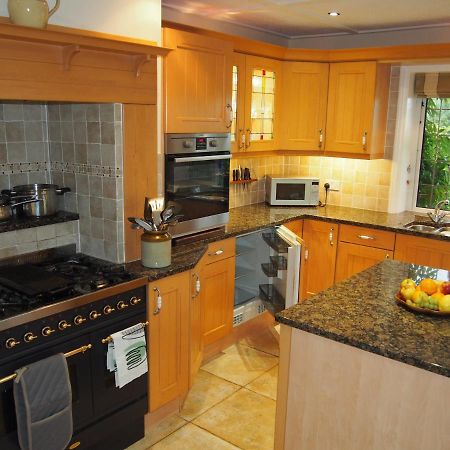 Hectors House Comfortable 4 Bed House In Mature Gardens Yelverton Luaran gambar