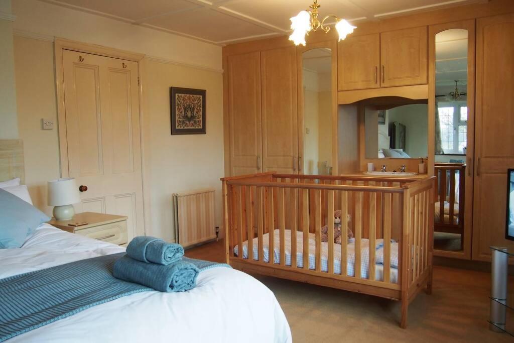 Hectors House Comfortable 4 Bed House In Mature Gardens Yelverton Luaran gambar
