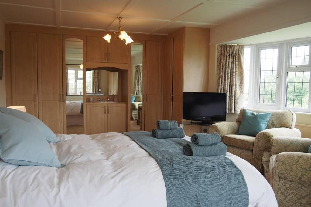Hectors House Comfortable 4 Bed House In Mature Gardens Yelverton Luaran gambar