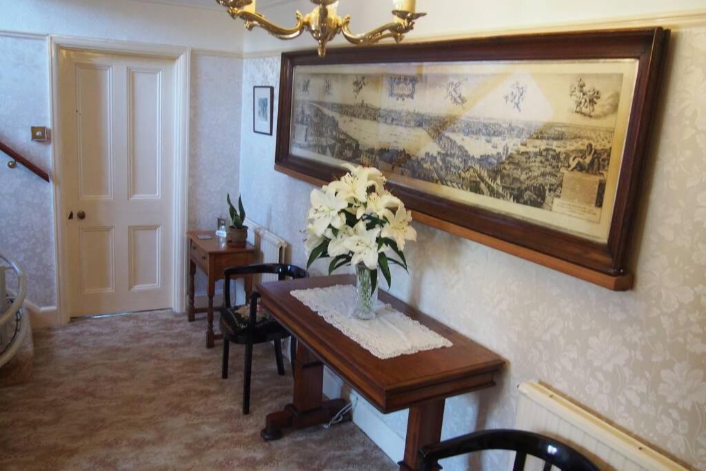 Hectors House Comfortable 4 Bed House In Mature Gardens Yelverton Luaran gambar